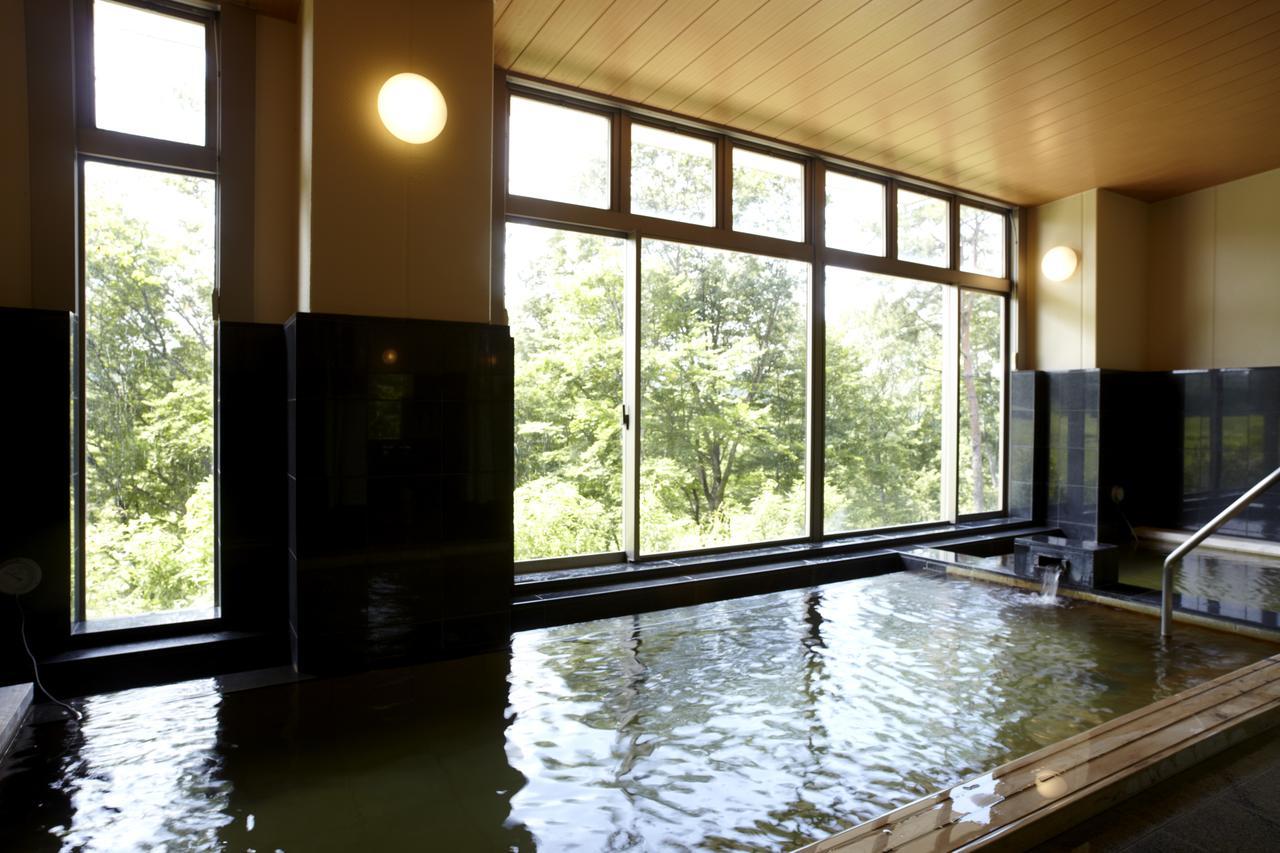 Karasuyamajo Country Club Hotel Buitenkant foto